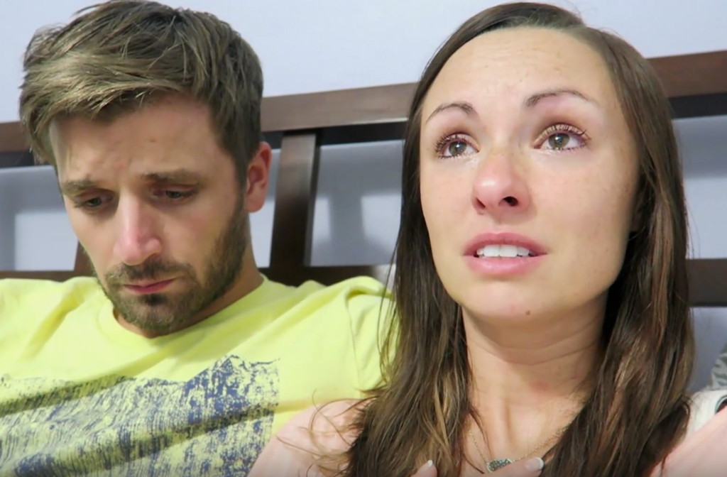 Scammers Bullies And An Actual Dead Body Inside The 15 Darkest Moments In Youtube History E Online